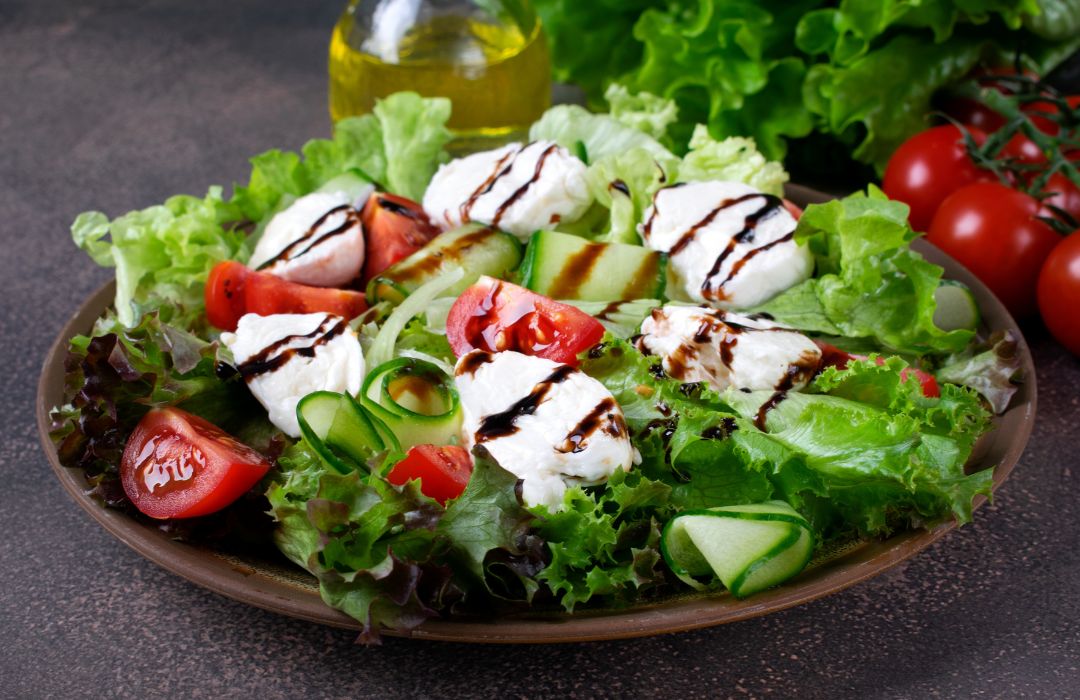 The perfect summer garden salad!